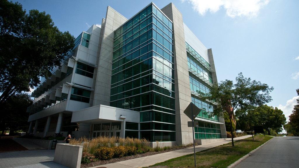 Outside view of Pappajohn and Pomerantz Business Building